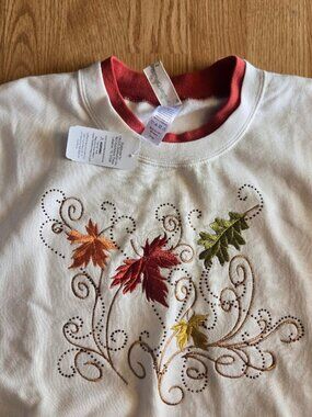 NWT Decorated Originals Fall Embroidered Leaves Sweatshirt L